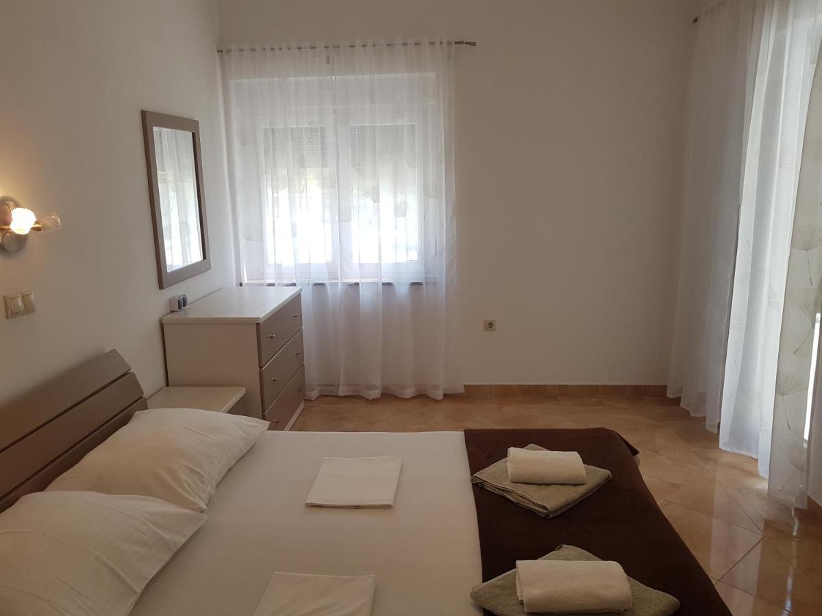 Apartments Andrea II บัชกา ภายนอก รูปภาพ